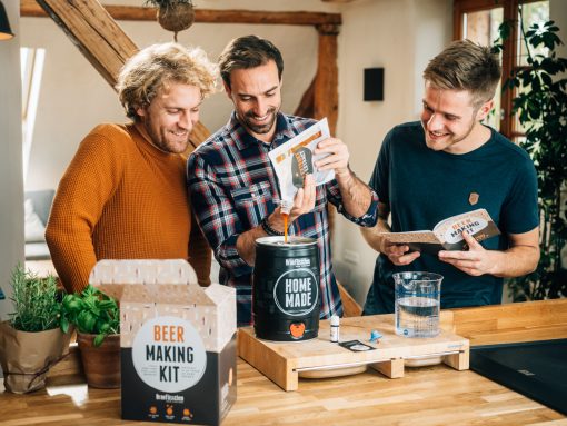 Brewbarrel bryg øl med vennerne